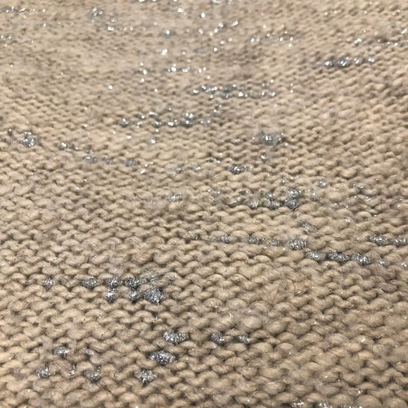 BANANA Republic Split Back Ribbed Knit Sweater - Picture 4 of 4